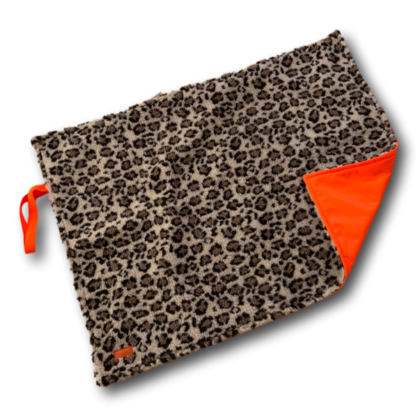 BT SnuggleGo Leopard neonorange