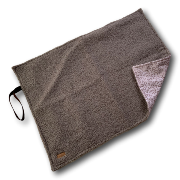 BT SnuggleGo taupe Schneeleopard beige