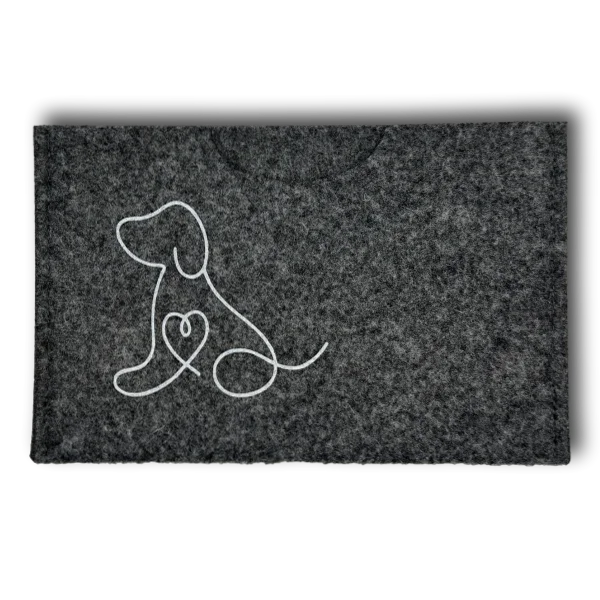 Filzhülle Heimtierausweis dunkelgrau quer – Hund weiß - Beagletuff