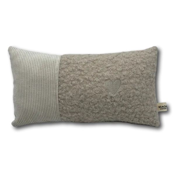Schmusekissen mit Herz – Bouclé & Cord - Beagletuff